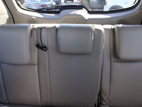 Used 2017 Toyota Highlander Limited Platinum image 27