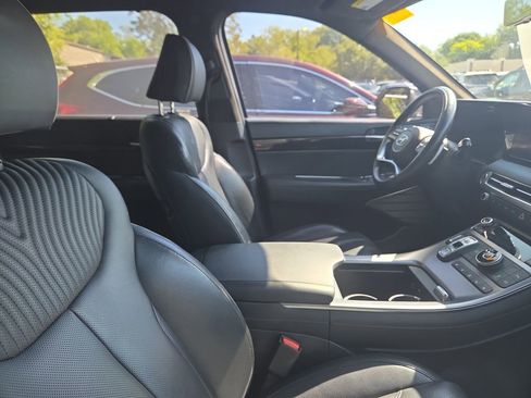 Used 2023 Hyundai Palisade Calligraphy image 11