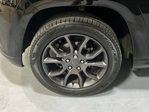 Used 2020 Jeep Grand Cherokee High Altitude AWD/4WD image 8