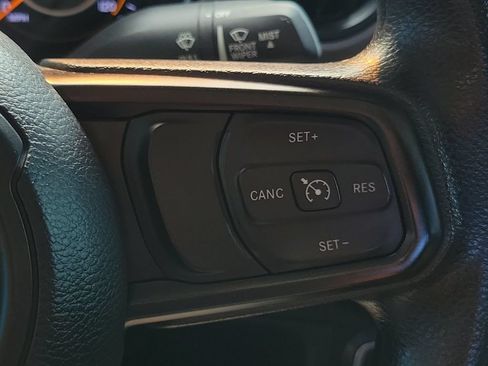 Used 2021 Jeep Gladiator Sport AWD/4WD image 22