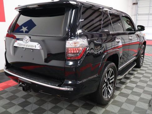 Used 2019 Toyota 4Runner Limited AWD/4WD image 25
