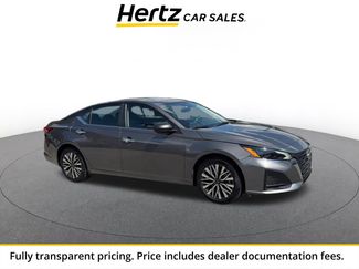 Used 2025 Nissan Altima 2.5 SV FWD video 1