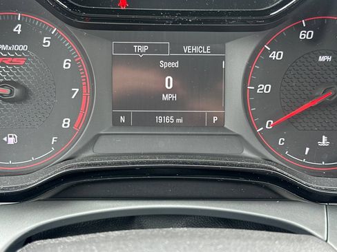 Used 2024 Chevrolet Trax RS w/ Driver Confidence Package FWD image 38