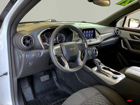 Used 2021 Chevrolet Blazer LT AWD/4WD image 17