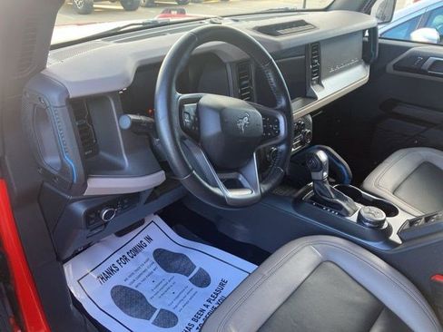 Used 2024 Ford Bronco Wildtrak image 15
