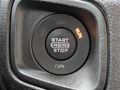 Used 2024 Jeep Wrangler Unlimited Sport AWD/4WD image 29
