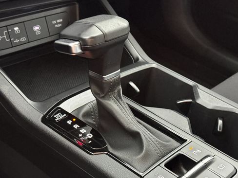 Used 2025 Kia K5 LXS FWD image 17