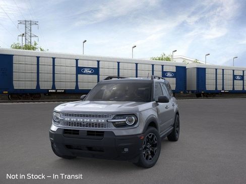 New 2025 Ford Bronco Sport Outer Banks image 2