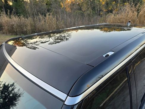 Used 2023 Rivian R1S Adventure image 12