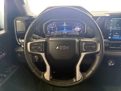 Used 2024 Chevrolet Silverado 1500 RST w/ Z71 Off-Road Package AWD/4WD image 16