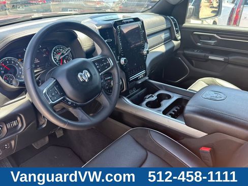 Used 2025 RAM 1500 Laramie AWD/4WD image 11