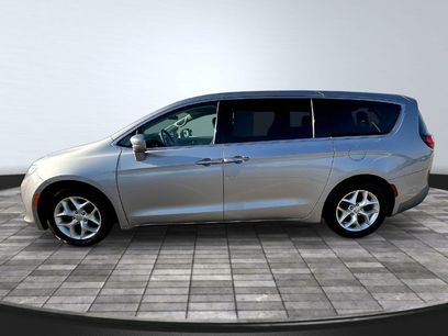 Used 2018 Chrysler Pacifica Touring Plus w/ Tire & Wheel Group
