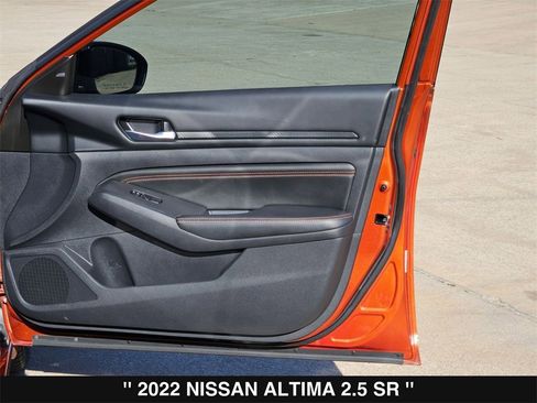 Used 2022 Nissan Altima 2.5 SR image 30