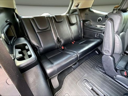 Used 2023 Subaru Ascent Limited w/ Technology Package AWD/4WD image 26