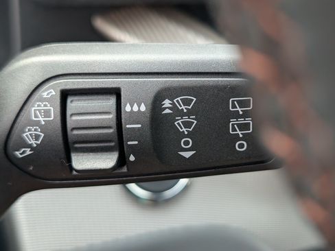 New 2026 Ford Explorer Active RWD image 28