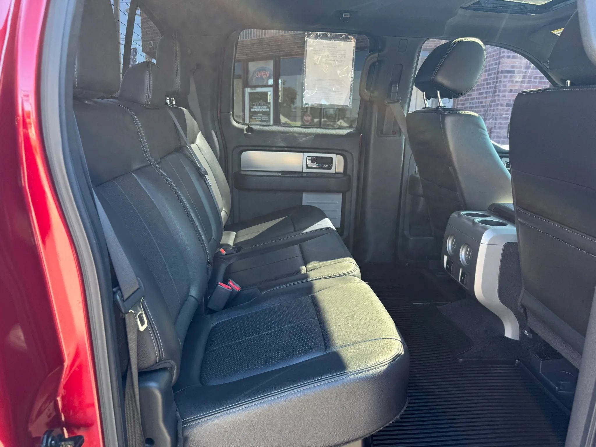 Used 2014 Ford F150 FX4 w/ Equipment Group 402A Luxury AWD/4WD image 33