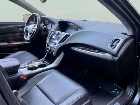 Used 2016 Acura TLX V6 image 26