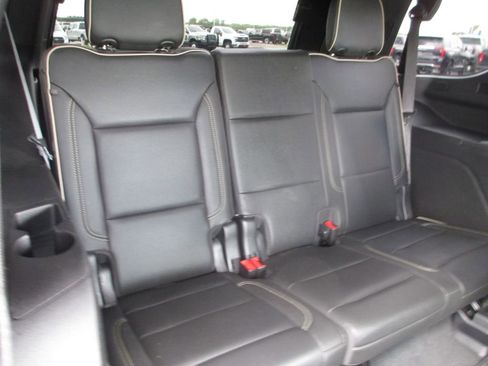 Used 2021 GMC Yukon SLT w/ SLT Luxury Package AWD/4WD image 23