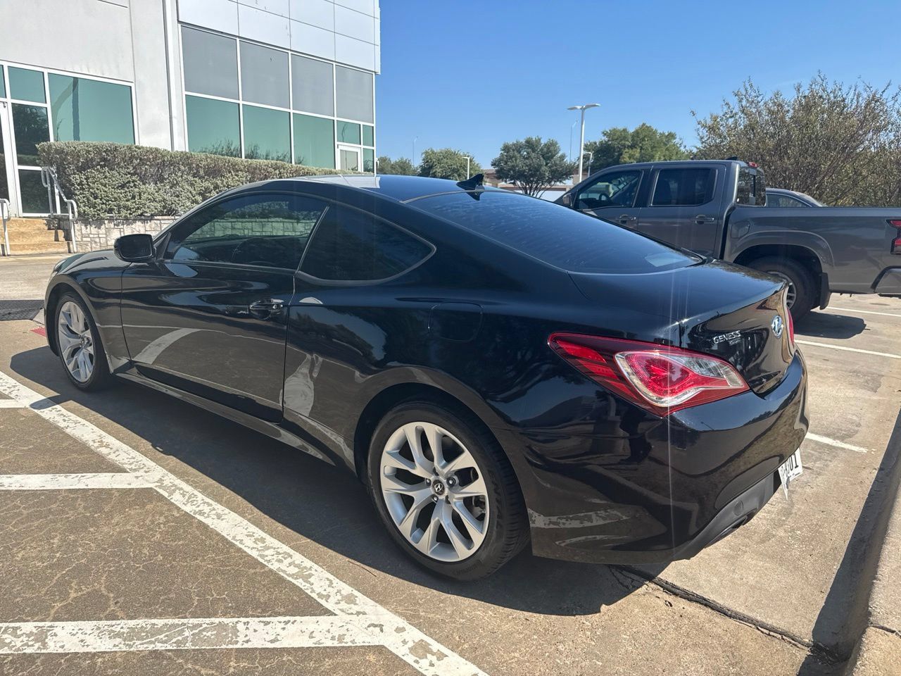 Used 2013 Hyundai Genesis 2.0T RWD image 4