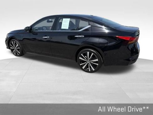 Used 2021 Nissan Altima 2.5 Platinum AWD/4WD image 9