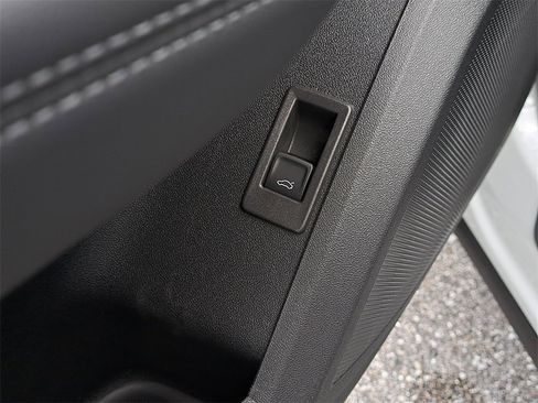 New 2025 Audi Q5 Premium Plus image 21