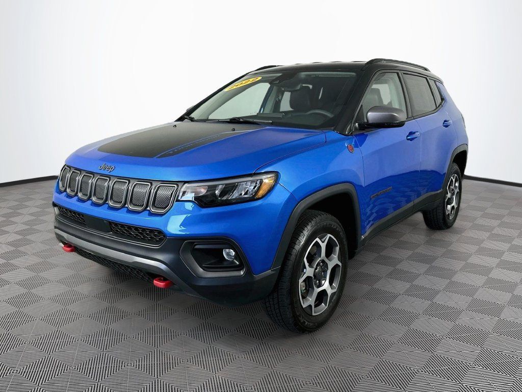 Used 2022 Jeep Compass Trailhawk AWD/4WD image 5