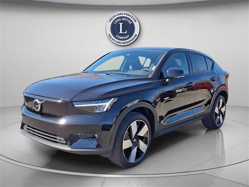 Certified 2023 Volvo C40 P8 Recharge Plus w/ Climate Package image 3