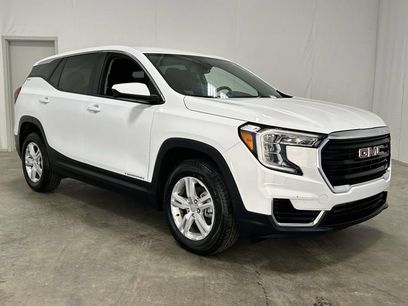 Used 2024 GMC Terrain SLE