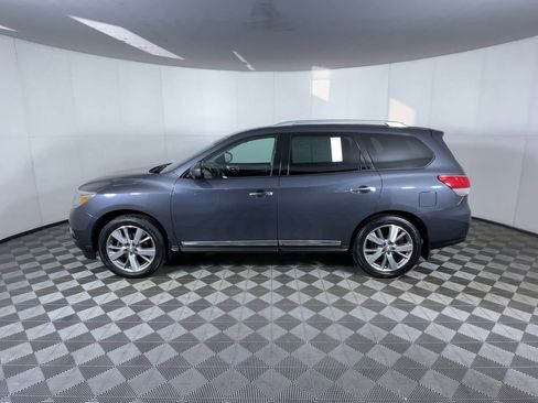 Used 2013 Nissan Pathfinder Platinum w/ Platinum Premium Pkg image 5