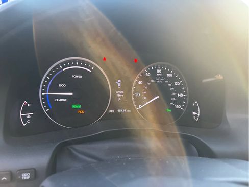 Used 2014 Lexus ES 300h image 8