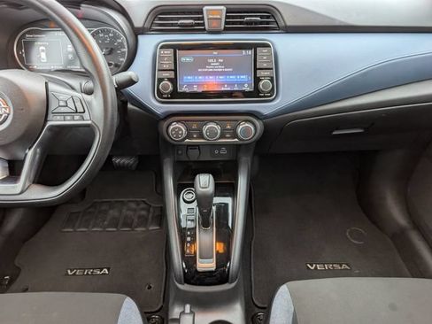 Used 2025 Nissan Versa SV FWD image 7