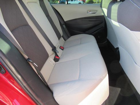 Used 2020 Toyota Corolla LE image 27