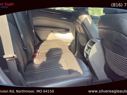 Used 2010 Cadillac SRX Luxury image 8