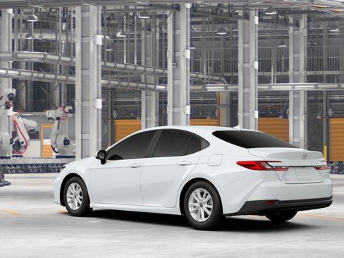 New 2026 Toyota Camry LE image 6
