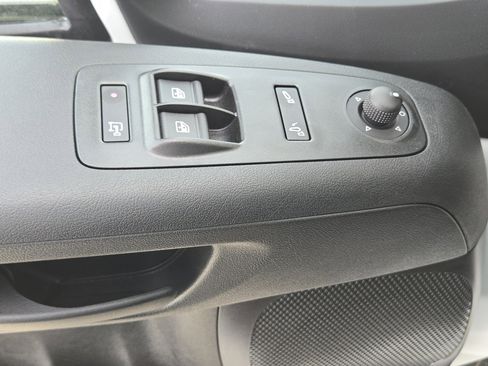 New 2026 RAM ProMaster 2500 w/ Convenience Group image 17