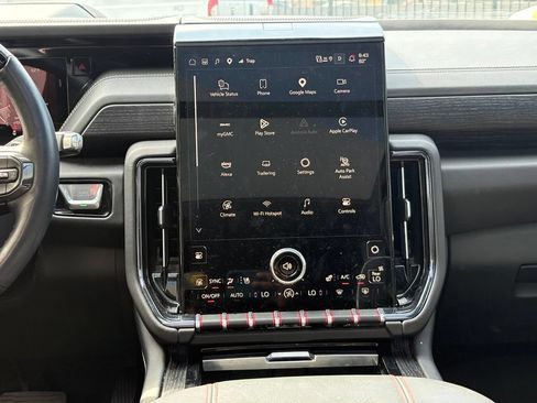 Used 2025 GMC Yukon AT4 Ultimate w/ LPO, Floor Liner Package AWD/4WD image 14