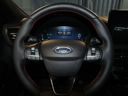 Used 2025 Ford Escape ST-Line Elite AWD/4WD image 12