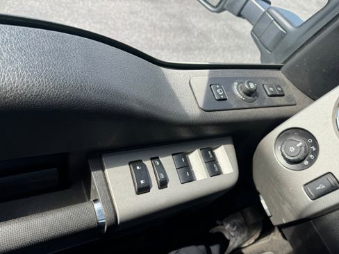 Used 2016 Ford F250 Lariat w/ Lariat Ultimate Package AWD/4WD image 18