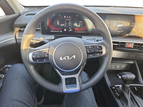 Used 2025 Kia K5 LXS FWD image 14