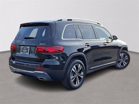 New 2025 Mercedes-Benz GLB 250 4MATIC image 4