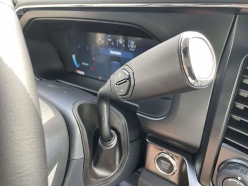 New 2026 Ford F250 Lariat w/ Black Appearance Package AWD/4WD image 17