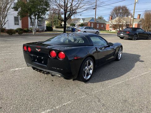 Used 2006 Chevrolet Corvette Coupe w/ Preferred Equipment Group image 5