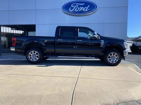 Used 2020 Ford F350 Lariat w/ Lariat Ultimate Package image 3