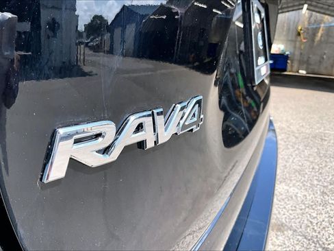 Used 2024 Toyota RAV4 SE AWD/4WD image 13