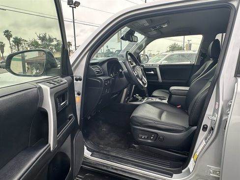 Used 2021 Toyota 4Runner SR5 Premium image 16