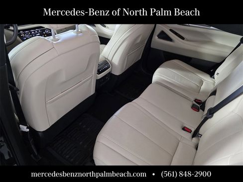 Used 2023 INFINITI QX60 Luxe w/ Vision Package image 16