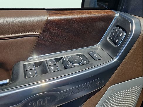 Used 2023 Ford F250 King Ranch AWD/4WD image 12