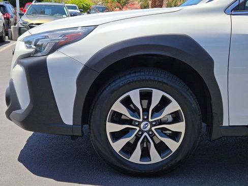 Used 2023 Subaru Outback Limited AWD/4WD image 9