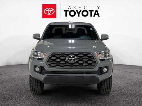Used 2023 Toyota Tacoma TRD Off-Road image 13