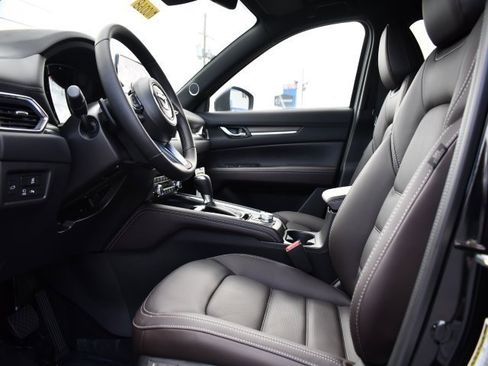 New 2025 MAZDA CX-5 Signature image 13